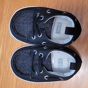 Carter's, Size6-9M, Black & White soft shoes. New no tags.